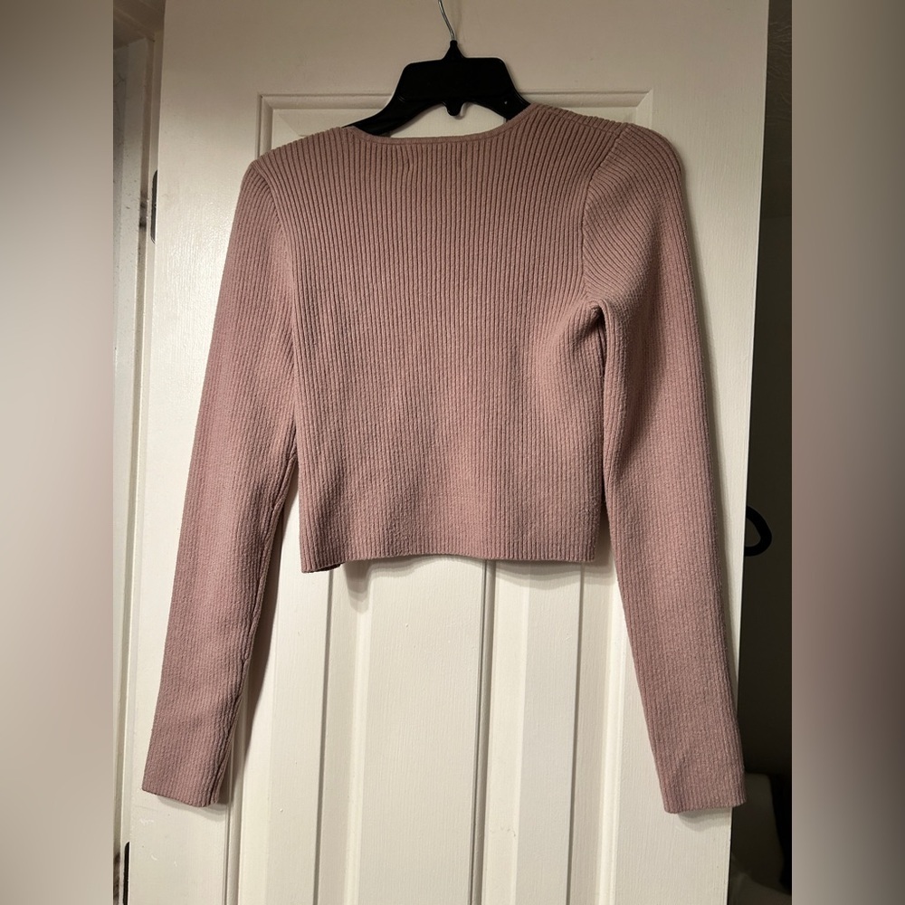 Aeropostale Ribbed Keyhole Cropped Flyaway Sweater; Beige; size M - Picture 4 of 5